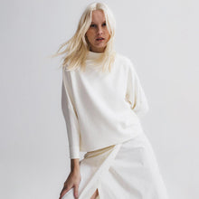 Cargar imagen en el visor de la galería, Wingsuit - Urbano Elite