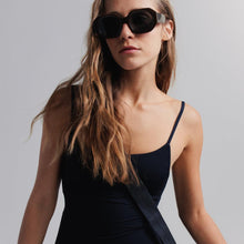 Cargar imagen en el visor de la galería, The Perfect Top - Urbano Elite