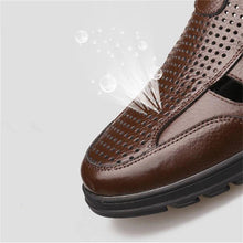 Cargar imagen en el visor de la galería, Sapato de Couro Aberto Masculino Antiodor Confort - Urbano Elite