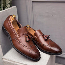 Cargar imagen en el visor de la galería, Sapato Social Masculino Brogue Britânico Elite MMV03 - Urbano Elite
