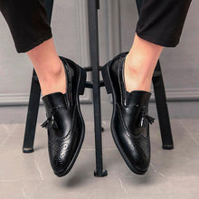 Cargar imagen en el visor de la galería, Sapato Social Masculino Brogue Britânico Elite MMV03 - Urbano Elite
