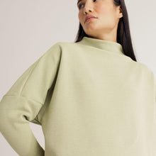 Cargar imagen en el visor de la galería, Wingsuit - Urbano Elite
