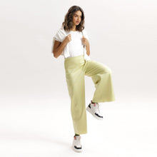 Cargar imagen en el visor de la galería, Daily T-Shirt Feminina - Urbano Elite
