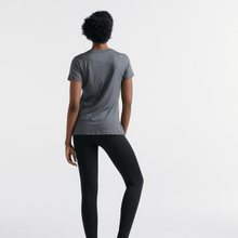Cargar imagen en el visor de la galería, Tech T-Shirt Gola V Feminina - Urbano Elite
