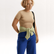 Cargar imagen en el visor de la galería, Skin Cropped - Urbano Elite
