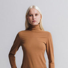 Cargar imagen en el visor de la galería, Turtleneck Feminino - Urbano Elite
