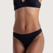 Cargar imagen en el visor de la galería, Calcinha Minimal - Urbano Elite
