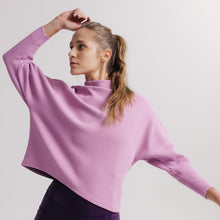 Cargar imagen en el visor de la galería, Wingsuit - Urbano Elite
