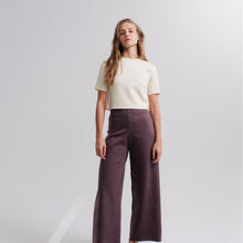 Cargar imagen en el visor de la galería, Boxy Cropped - Urbano Elite
