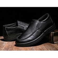 Cargar imagen en el visor de la galería, Sapato Mocassim de Couro Social Masculino Solado Ortopédico - Urbano Elite
