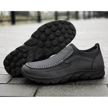 Cargar imagen en el visor de la galería, Sapatênis Mocassim Comfort Masculino Respirável e Antiderrapante - Urbano Elite
