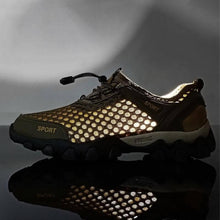 Cargar imagen en el visor de la galería, Tênis Esportivo Masculino de Malha Antiderrapante Sport - Urbano Elite
