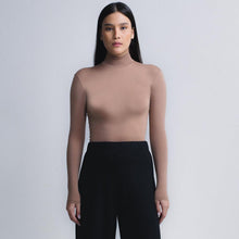 Cargar imagen en el visor de la galería, Skin Cropped Long Sleeve - Urbano Elite
