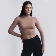 Cargar imagen en el visor de la galería, Skin Cropped Long Sleeve - Urbano Elite
