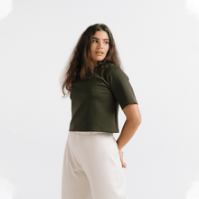 Cargar imagen en el visor de la galería, Boxy Cropped - Urbano Elite
